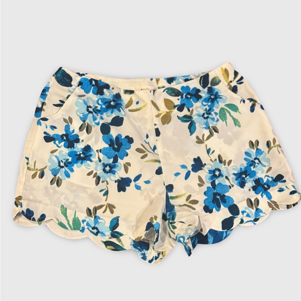 Love Tree Cream and Blue Floral High Waist Shorts